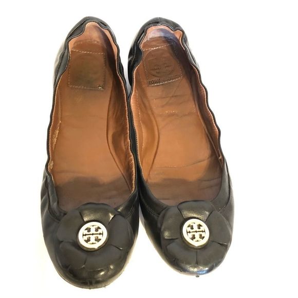 Tory Burch Shelby' flower Flat - Picture 1 of 11